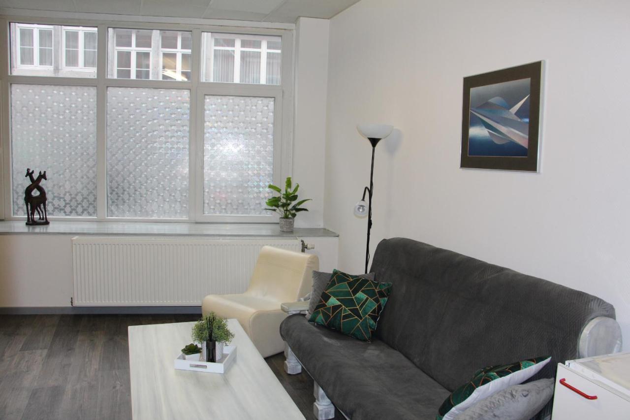 Elena'S Apartment Льеж Экстерьер фото
